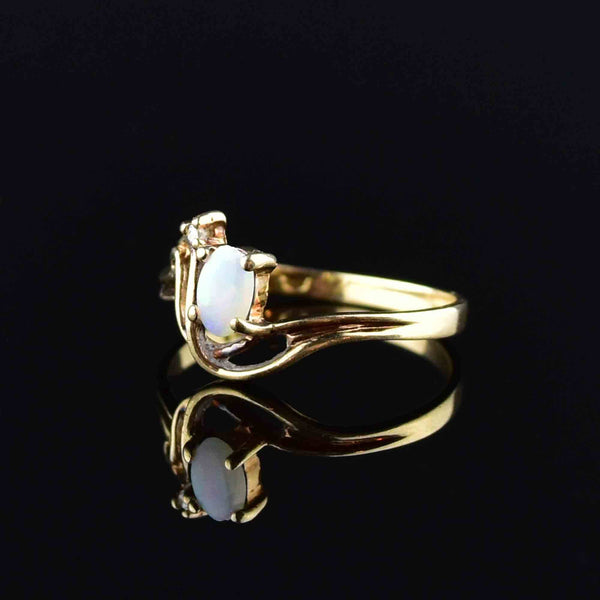 Vintage 10K Gold Opal Diamond Ring - Boylerpf