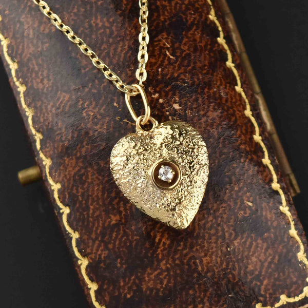 Vintage Diamond Textured Gold Heart Pendant Necklace - Boylerpf