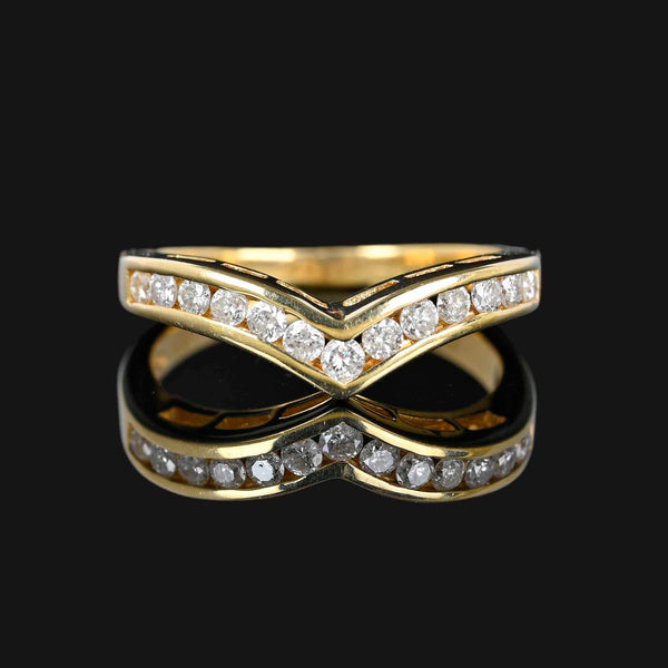 Vintage Diamond Chevron Ring in 14K Gold – Boylerpf