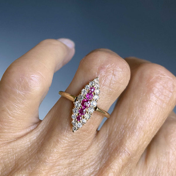 Antique Diamond Ruby Navette Ring in 18K Gold - Boylerpf