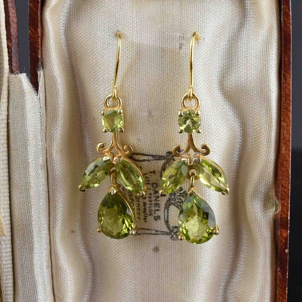 Vintage Victorian Style Peridot Floral Dangle Earrings - Boylerpf