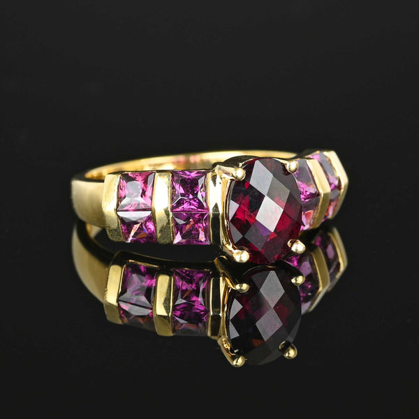 Checkerboard Cut Rhodolite Garnet Ring Band in Gold - Boylerpf