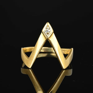 Vintage 14K Gold Diamond Chevron Ring - Boylerpf