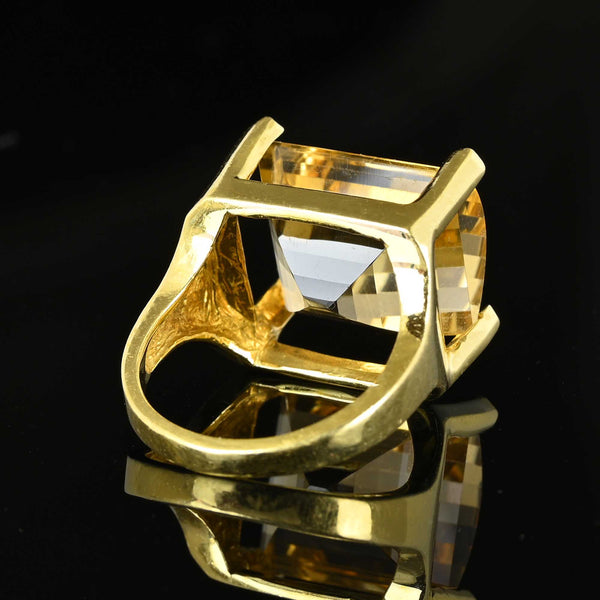 Impressive Fancy Cut Citrine Ring in 18K Gold - Boylerpf