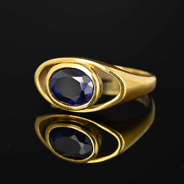 Modernist Russian 18K Gold Sapphire Ring - Boylerpf