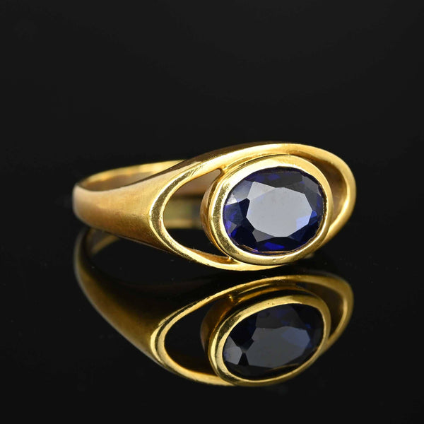 Modernist Russian 18K Gold Sapphire Ring - Boylerpf