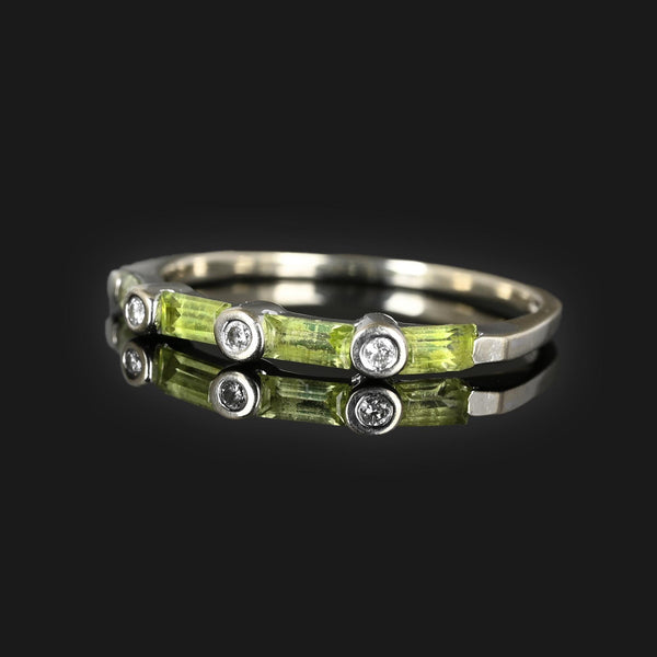 Modern Peridot Baguette Diamond Band Ring - Boylerpf