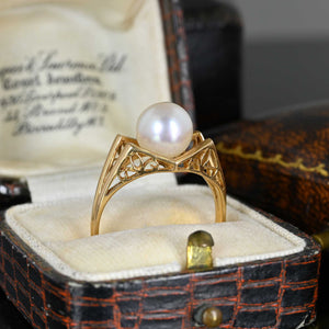 Fleur De Lis Filigree Pearl Ring in 18K Gold - Boylerpf