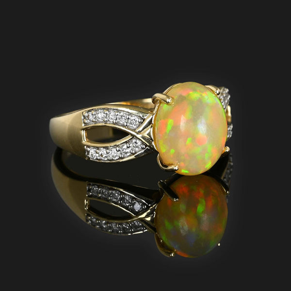 Vintage Diamond Jelly Opal Ring in 14K Gold - Boylerpf