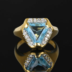 Vintage Diamond Trillion Cut Blue Topaz Ring in 14K Gold - Boylerpf