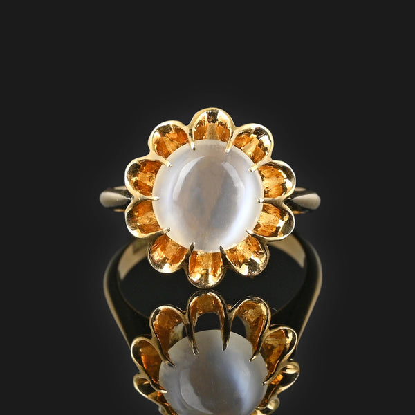 Vintage 18K Gold Buttercup Moonstone Ring - Boylerpf