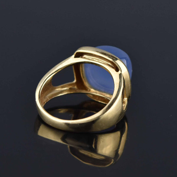 Vintage Sugarloaf Cabochon Chalcedony Ring in Gold - Boylerpf