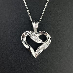 Vintage 10K White Gold Baguette Diamond Heart Pendant Necklace - Boylerpf