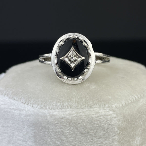 Vintage Diamond and Onyx Inlay 18k White Gold Ring - Etsy