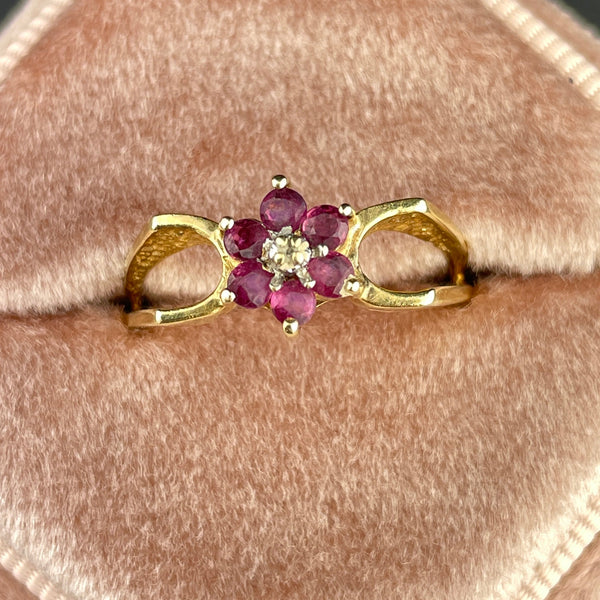 Vintage 14K Gold Ruby Flower Ring, Sz 6 3/4 - Boylerpf