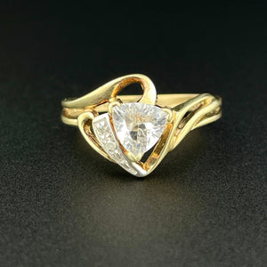 Vintage 10K Gold Trillion Cut Topaz Solitaire Ring, Sz 6 3/4 - Boylerpf