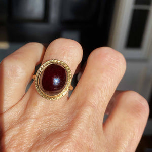 Vintage Cabochon Garnet Ring in 14K Gold - Boylerpf