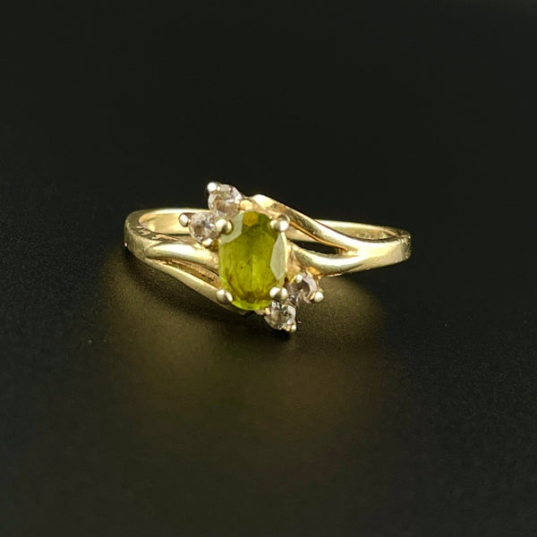Vintage 10K Gold Peridot Modernist Promise Ring, Sz 6 3/4 - Boylerpf
