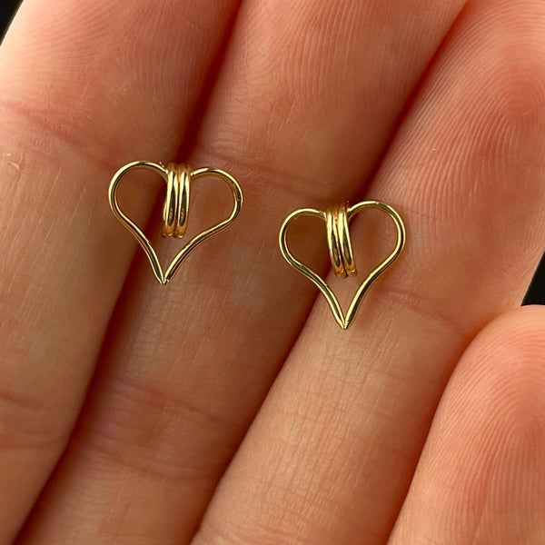 Vintage Solid 14K Gold Heart Stud Earrings - Boylerpf