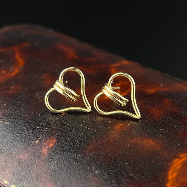 Vintage Solid 14K Gold Heart Stud Earrings - Boylerpf