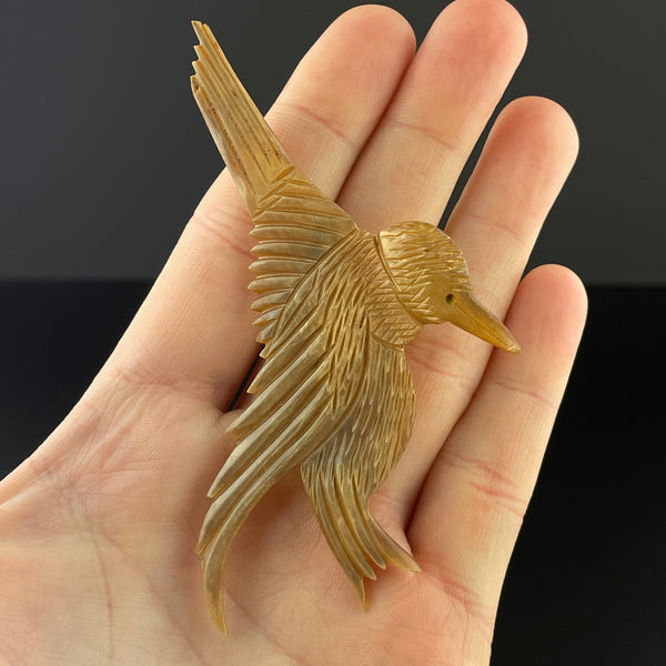 Vintage Art Deco Carved French Horn Bird Brooch - Boylerpf