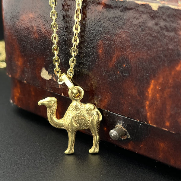 Vintage Puffy Camel Carm Pendant 18K Gold - Boylerpf