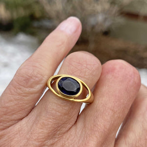 Modernist Russian 18K Gold Sapphire Ring - Boylerpf