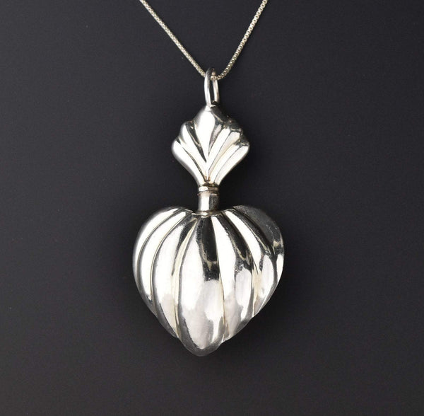 Fluted Puffy Heart Silver Perfume Pendant Necklace - Boylerpf